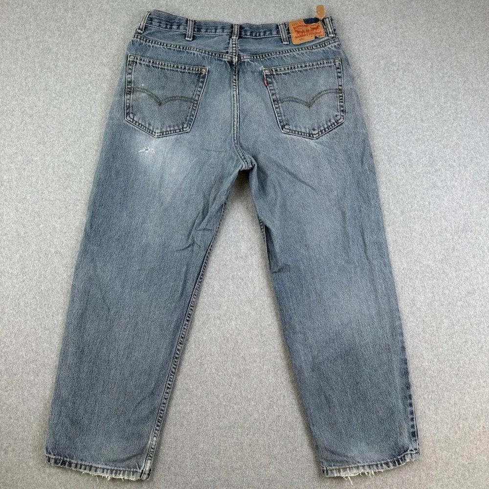Levis 550 Mens Jeans Size 38x29 Relaxed‎ Fit Light Wash Denim Distressed Faded